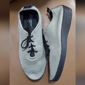 Arcopedico Titanium lace-up shoes